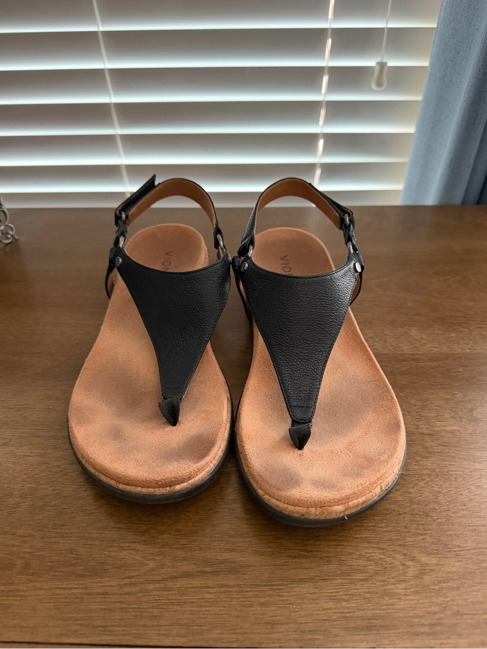 Black Leather T-strap Women’s Sandals